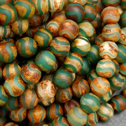 Tibetan dZi Beads